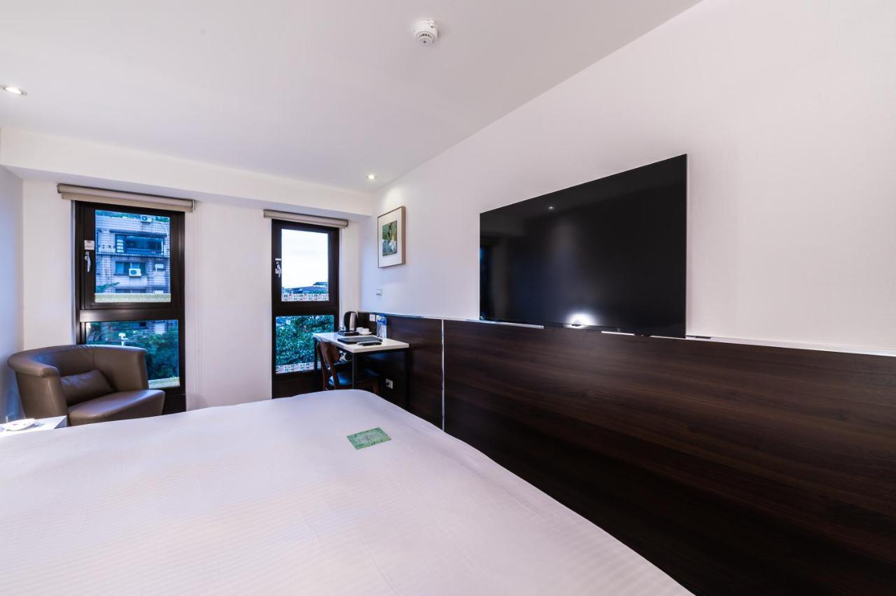 Hub Hotel - Songshan Airport Branch Tajpej Buitenkant foto